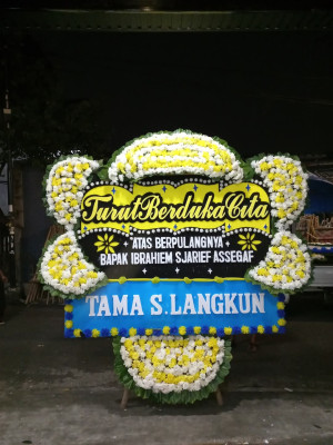 Papan Bunga Duka di Bumiayu